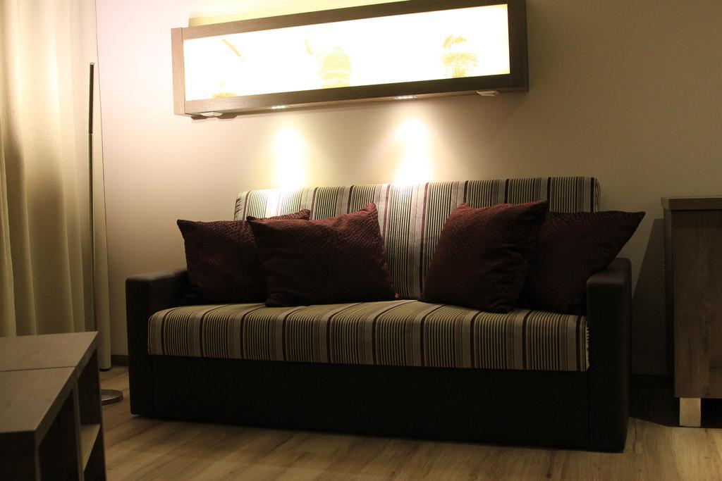 Hotel Weiss Ангермюнде Экстерьер фото